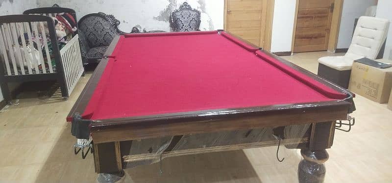 snooker table 10*5 feet 3