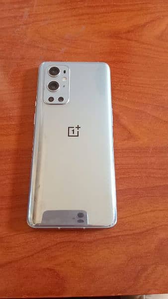 oneplus 9 pro 5G 1