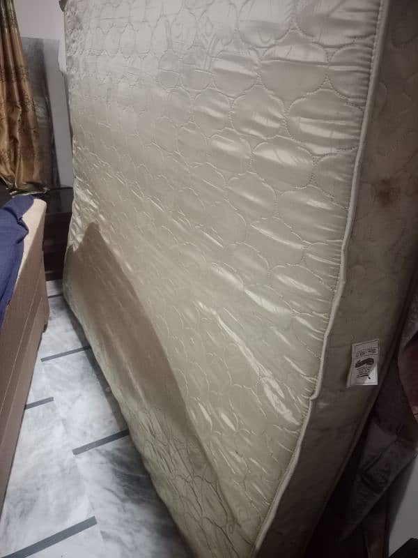 used mattress ha 1