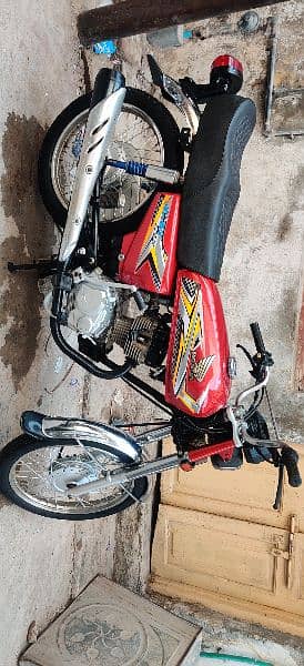 Honda CG125 2014 Model 6