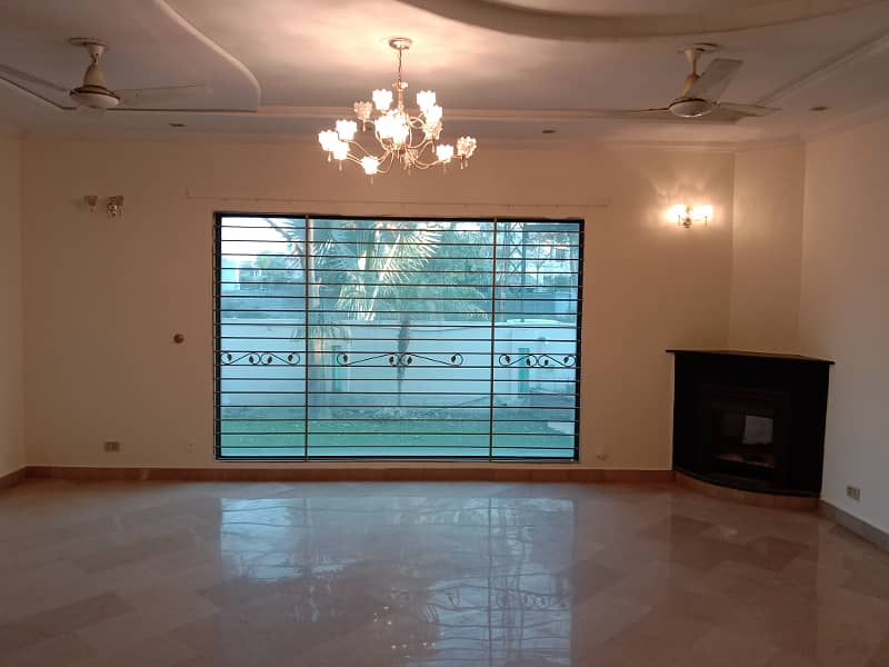 1 Kanal Nice Out Class Luxury Bungalow For Rent In DHA Phase 3 Lahore 1