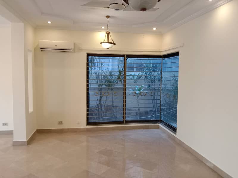 1 Kanal Nice Out Class Luxury Bungalow For Rent In DHA Phase 3 Lahore 2