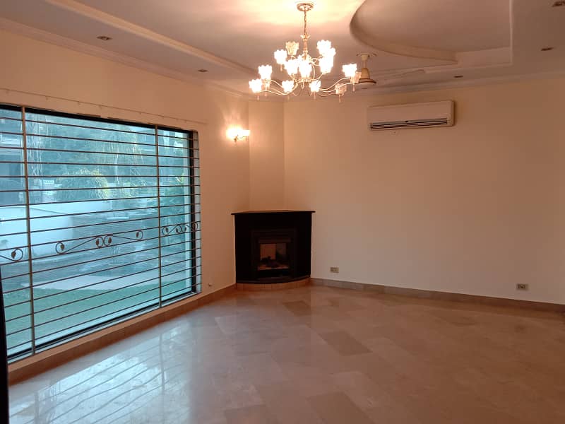 1 Kanal Nice Out Class Luxury Bungalow For Rent In DHA Phase 3 Lahore 3