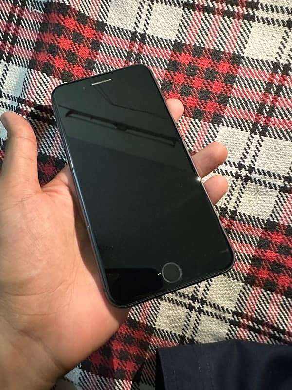 IPhone 8 Plus Non Pta 64 Gb 4