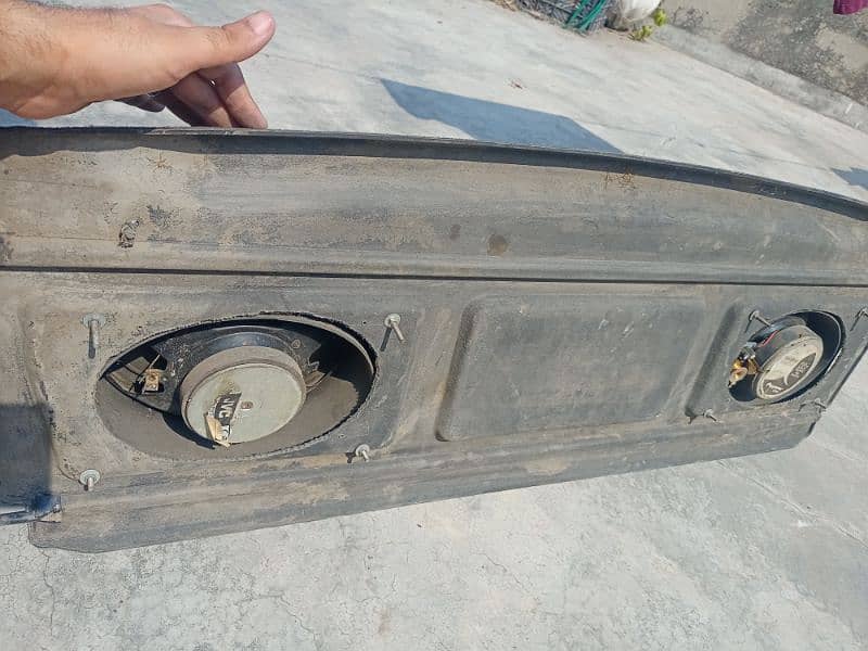 Suzuki Khyber Genuine Phatta with Speakers 2