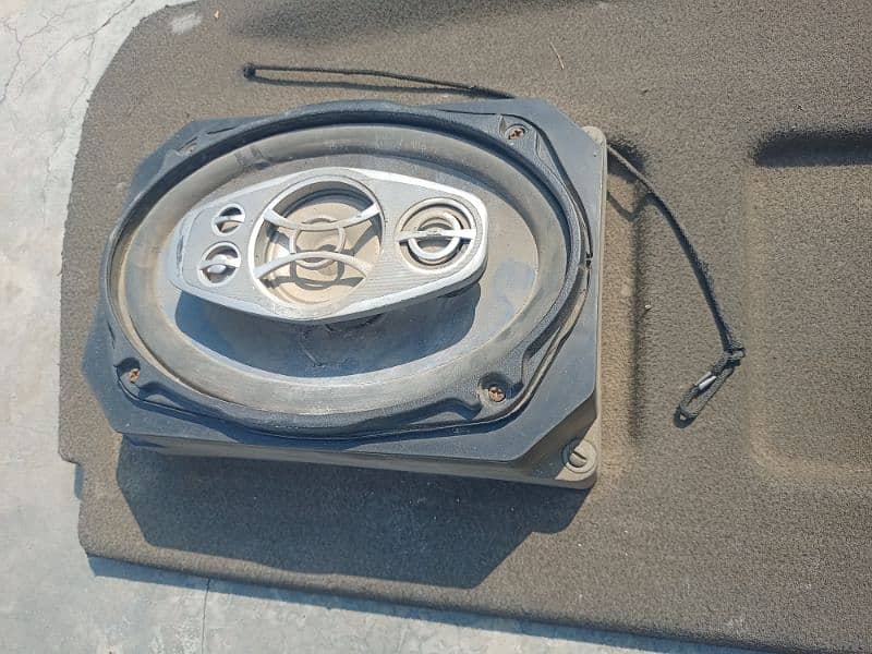 Suzuki Khyber Genuine Phatta with Speakers 4