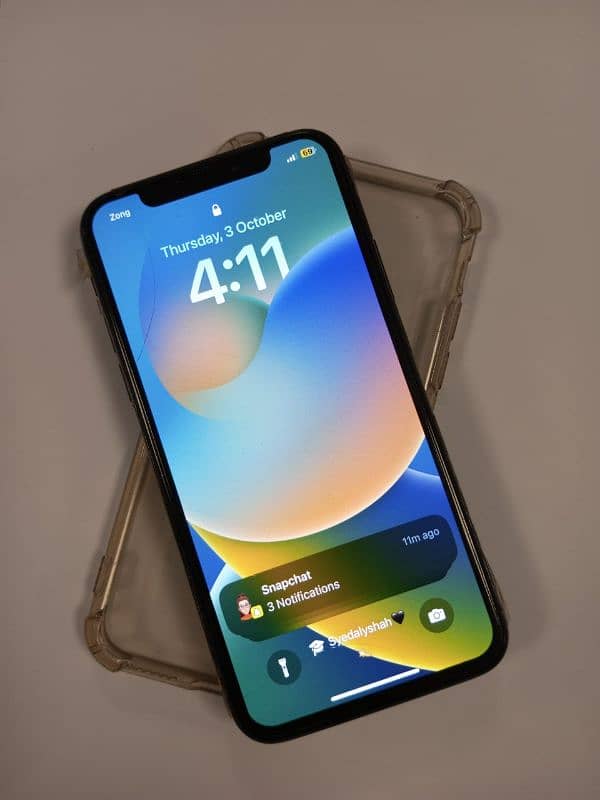 Iphone X NON PTA butt All Sim work gilich mobile hai 2