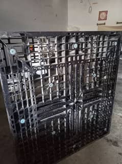 Plastic pallets | Industrial Pallet