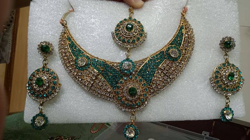 very good quality jewelry set 0