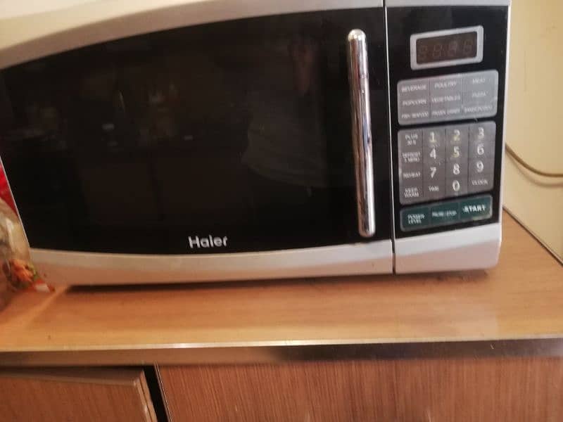 HAEIR MICROWAVE FULL SIZE    13000/_ 0