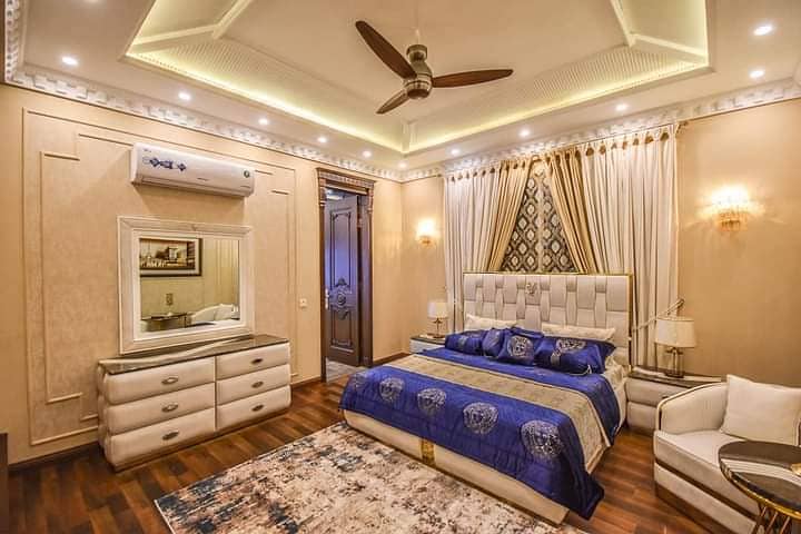 25 Marla Beautifully Short Time Out Class Full Furnished house Solar Insatal Slightly Used Super Hot Locaion Bungalows Upper Portion Is Available For Rent In The Best Block Of DHA Phase 4 Lahore. 6