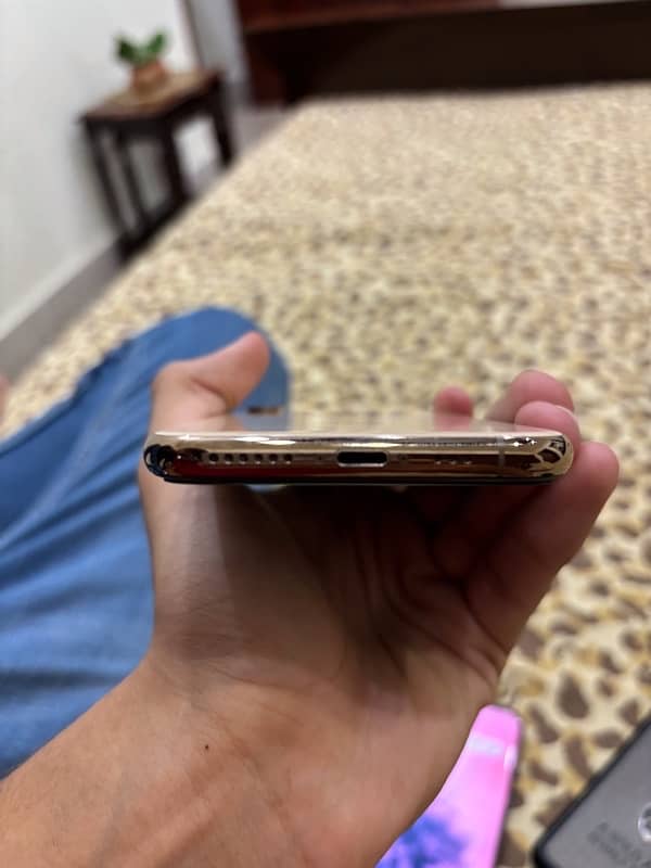 iphone xs 64 gb 79 batter health 4