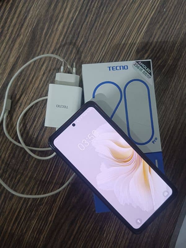 Tecno Camon 20 pro 0