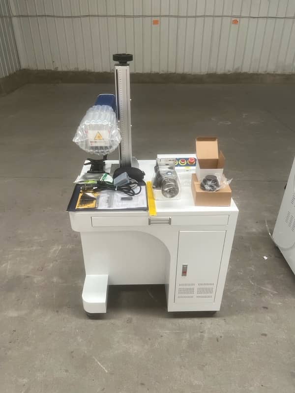 UV Marking Machine 5 W fiber 30 W 50 W 8