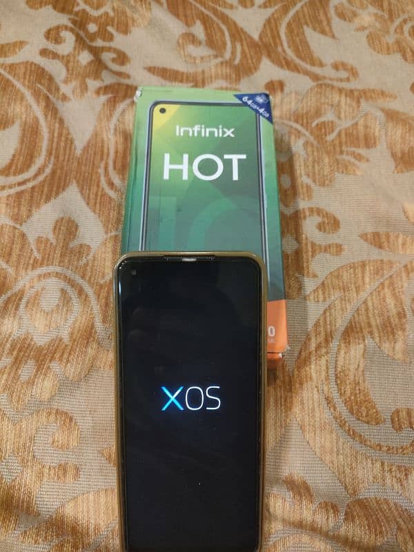 Infinix Hot 10 1