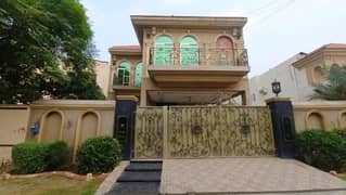 Prime Location House Sized 14 Marla Is Available For Sale In Punjab Small Industries Colony - Block E