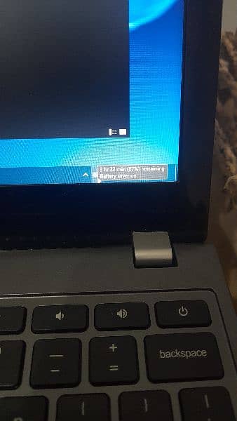 Acer Laptop Windows 10 Installed 128 GB SSD Hard 17k Price 5