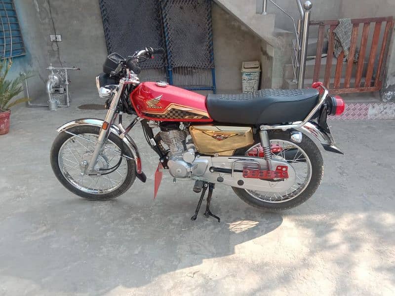 2024 model adestion 125 3