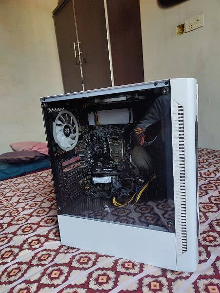 Gaming PC Case 0