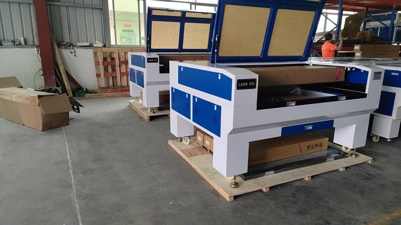 CO2 Laser cutting engraving machine Double Head 150 W 1