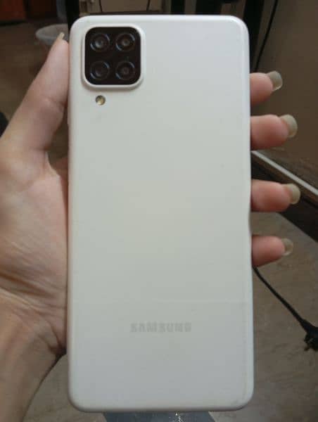 Samsung Galaxy A12 1