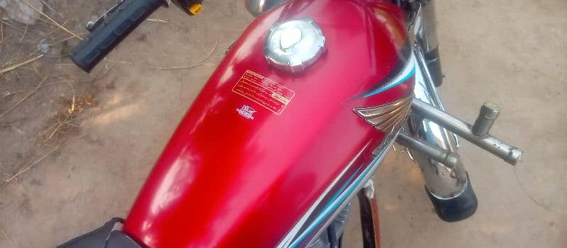 sale bike urgent Honda 125 9