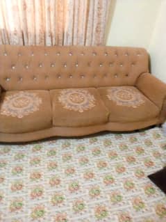 5 seatar sofa ik table hai urignt sale 03146202991 whtsa