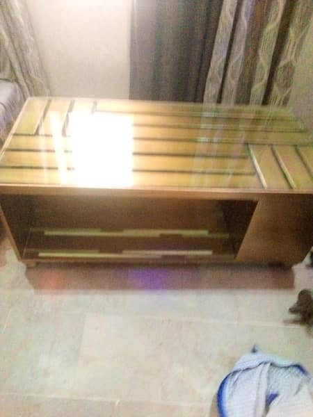 5 seatar sofa ik table hai urignt sale 03146202991 whtsa 2