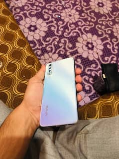 vivo s1  4/128 gb good condition