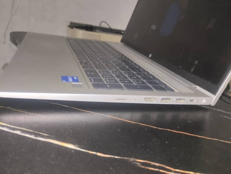 Hp probook 450 G8 i5 11 generation 2