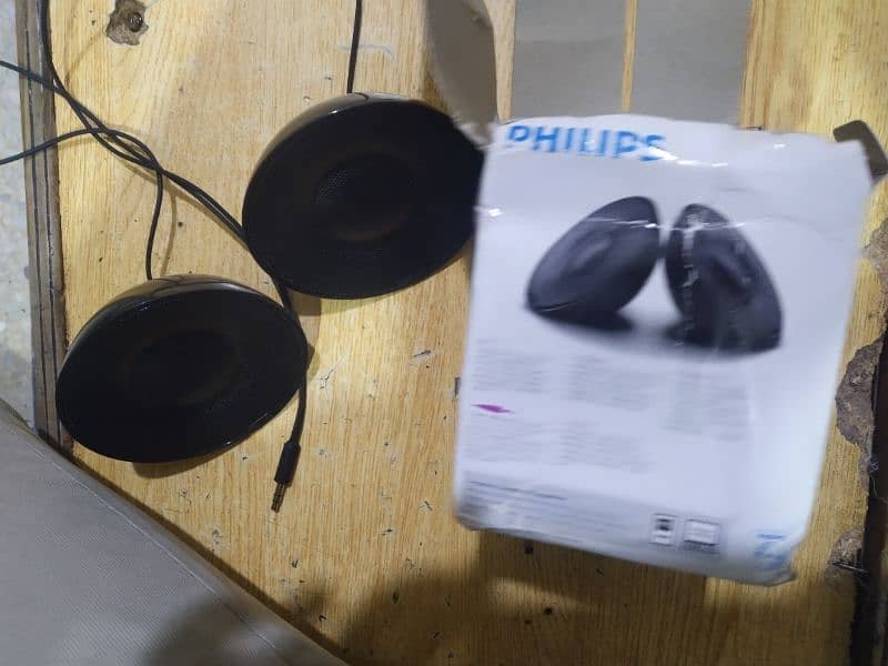 Philips speakers, Trust woofer branded 14