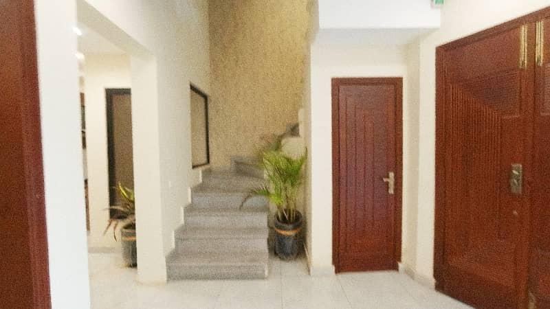 Prime Location Formanites Housing Scheme - Block E House Sized 5 Marla 9