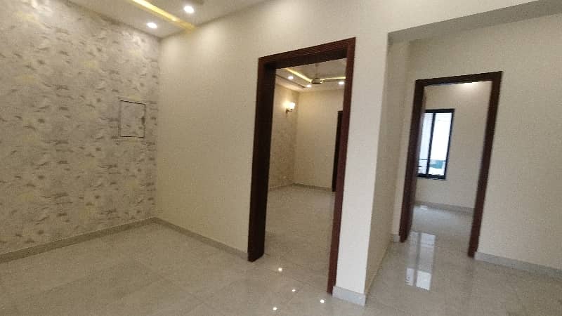 Prime Location Formanites Housing Scheme - Block E House Sized 5 Marla 14