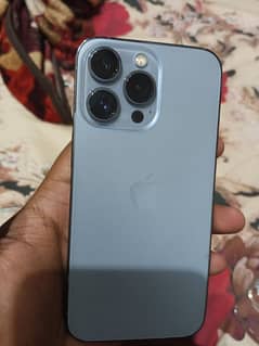 I phone 13 pro Non pta Esim 1 month