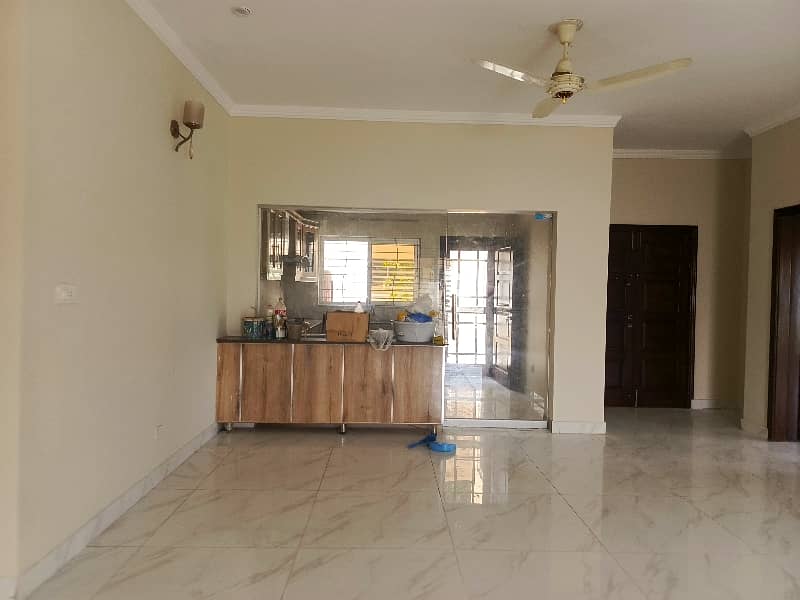 Separate Gate Upper Portion For Rent 5