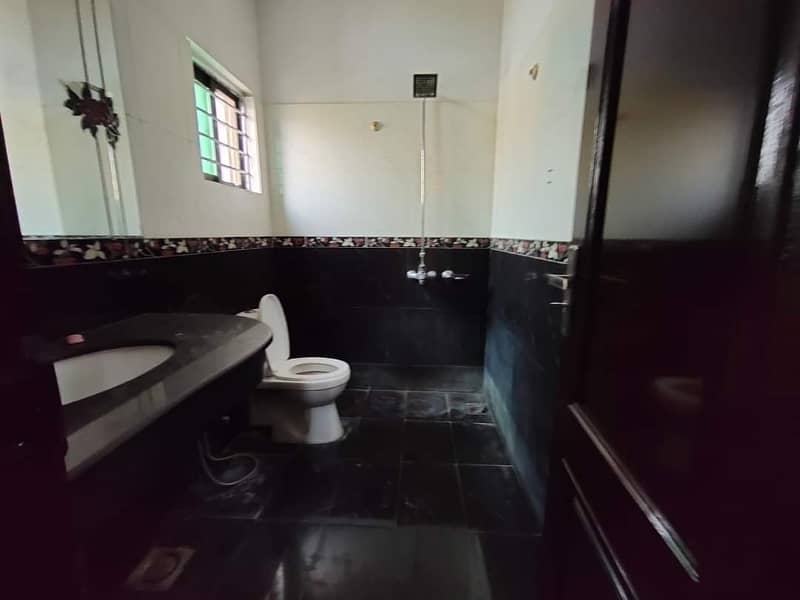 Furnished 1kanal upper portion for Rent 4