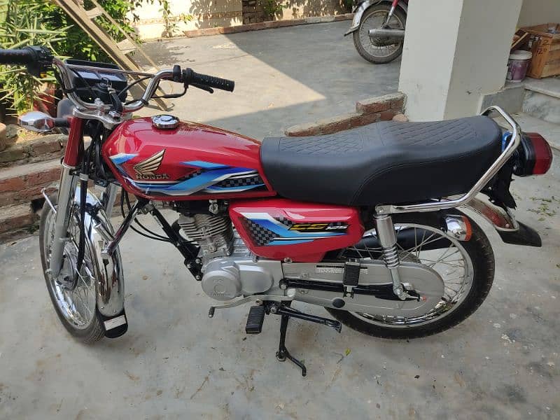 Honda CG 125 2024 Model 4