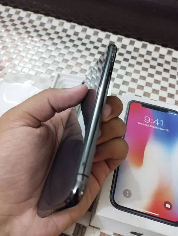 iPhone x pta approved 64 GB 10/10 lush condition 1