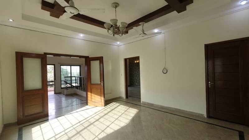 One Kanal House Available For Sale 1