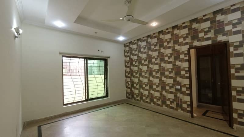 One Kanal House Available For Sale 3