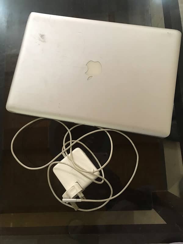 macbook pro apple 0