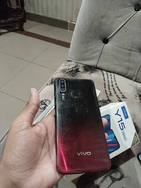 Vivo Y15 with box 4 64 all okay in good condition 1