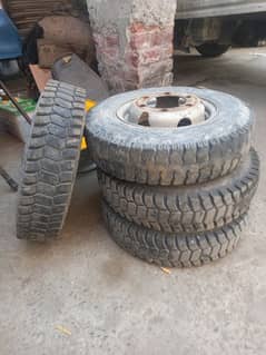 pick up tyres or loader rikshaw also