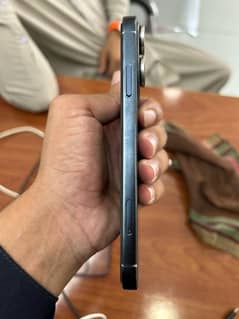 iPhone xr convert 15 pro max 0