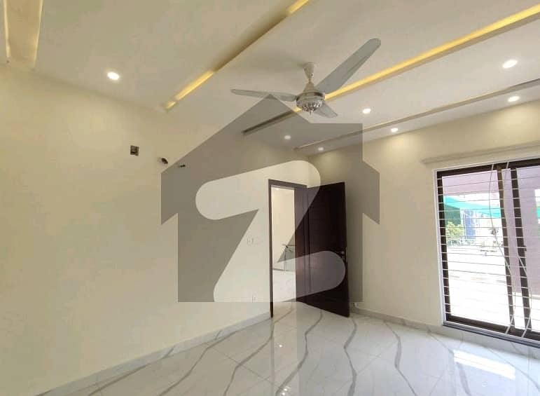 1 Kanal Slightly Used House For Rent Dha Phase 3 Prime Location More Information Contact Me Future Plan Real Estate 4