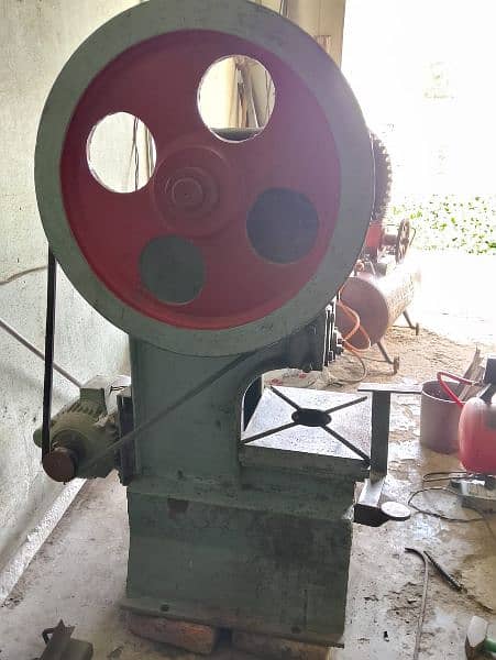 air compressor+power press+spart machine+warma drill machine 11