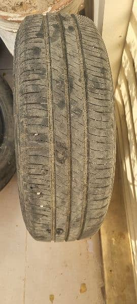 Michelin Tyres Good Condition 195/65 r15 honda corolla 6