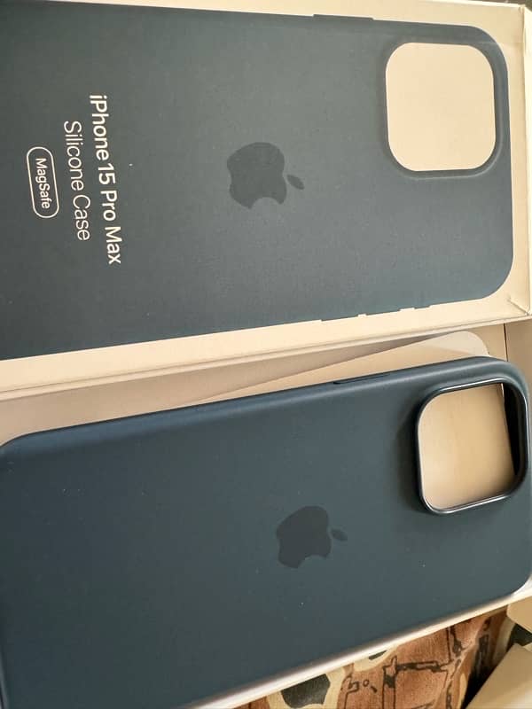 iphone 15 pro max original cases/cover 9