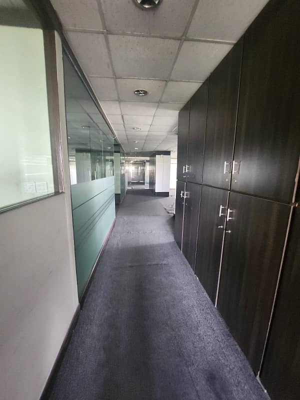 Ready To Move 10000 Square Feet Office MM Alam Road Gulberg Lahore 2