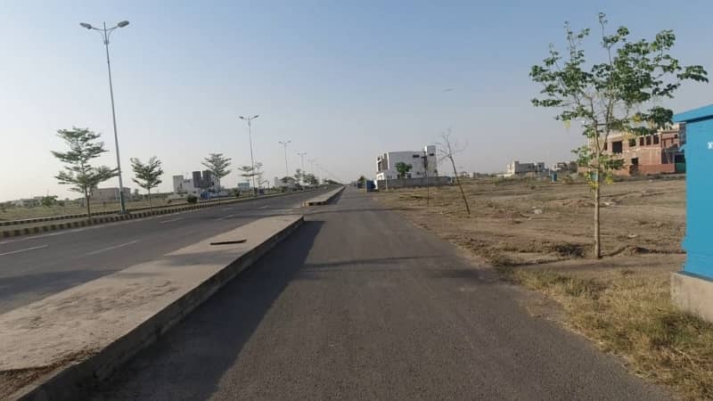 Offers 1 Kanal Awesome Location Plot in The Hearth Of DHA Lahore Phase 7 R Block Available 2